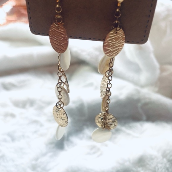 NWT Drop Earrings – Gold & White, 3" ✨ - Picture 1 of 9
